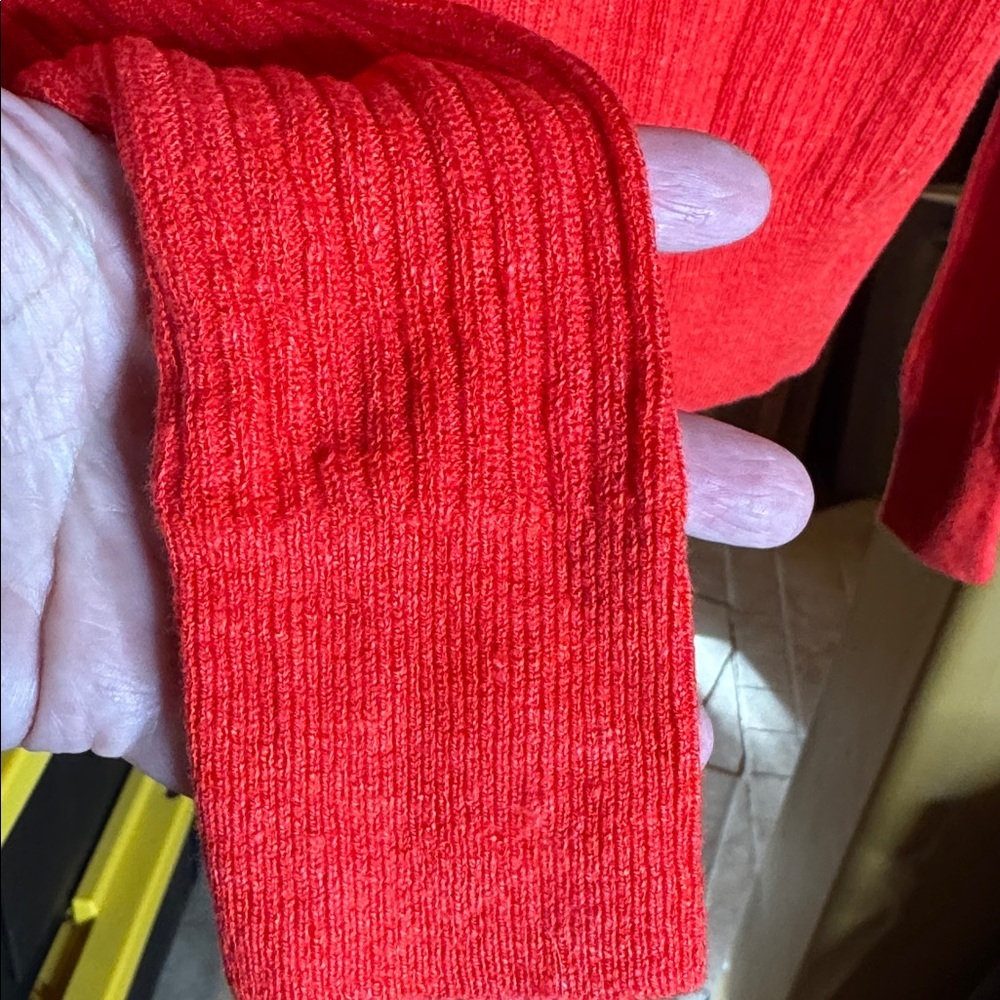 Banana Republic Linen Blend Sweater XS Red Oversized Lightweight Summer Knit - Picture 8 of 10